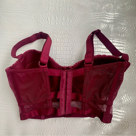 Victoria’s Secret Very Sexy Lined Balconet Size 32DD - Picture 3 of 4